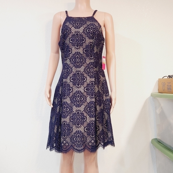 VINCE camuto Lace Halter Fit & Flare Dress Size 14 - Picture 1 of 14